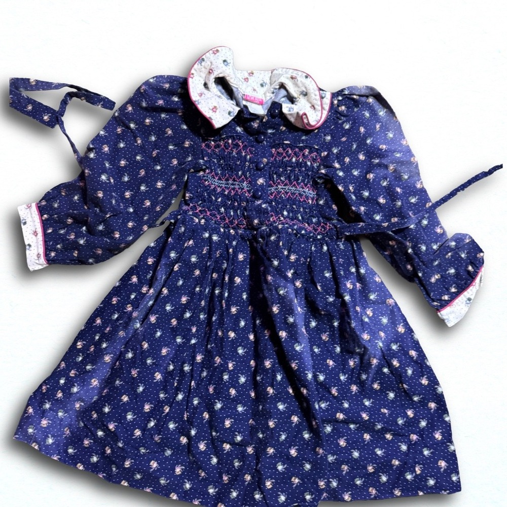 Vintage Dolly Flinders Girls Navy Blue Floral Smocked Cotton Dress Size 6 F6519